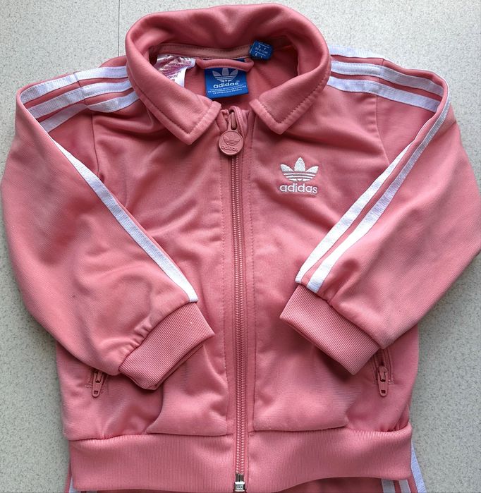 дитячий костюм adidas ,оригінал