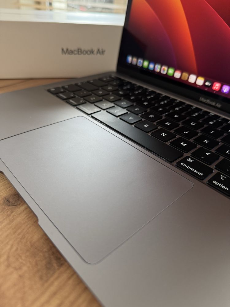 MacBook Air 13.3" Retina M1