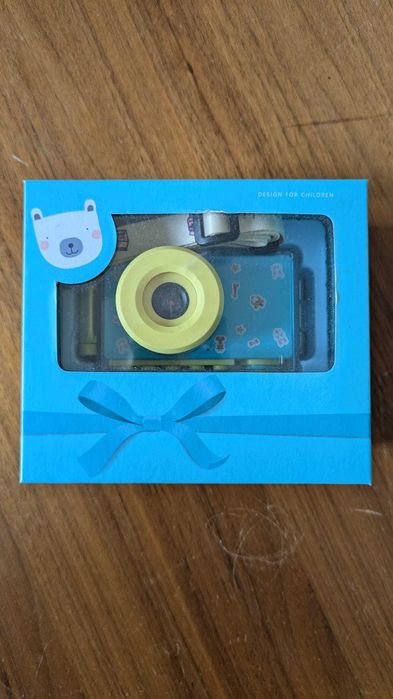 Câmara digital para crianças, modelo *YT004* da EMMS Trading