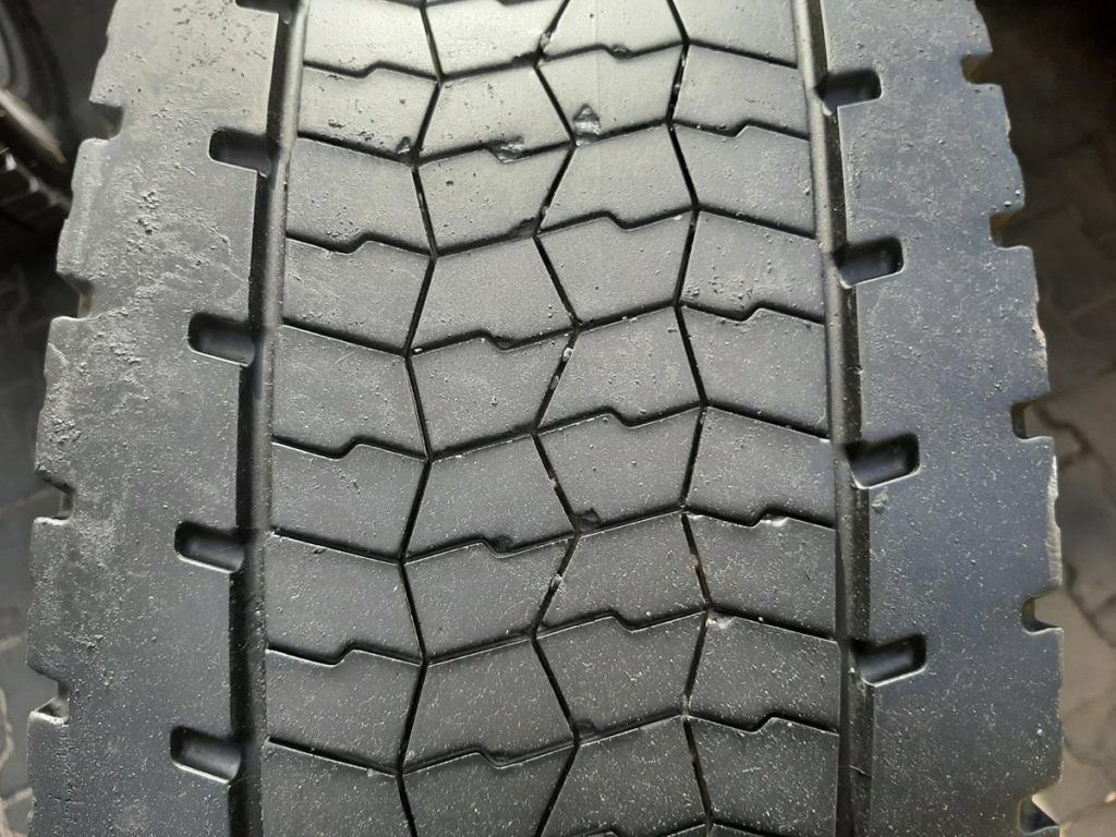 Opona używana ciężarowa 315/80R22.5 BRIDGESTONE ECOPIA 500zł C2456