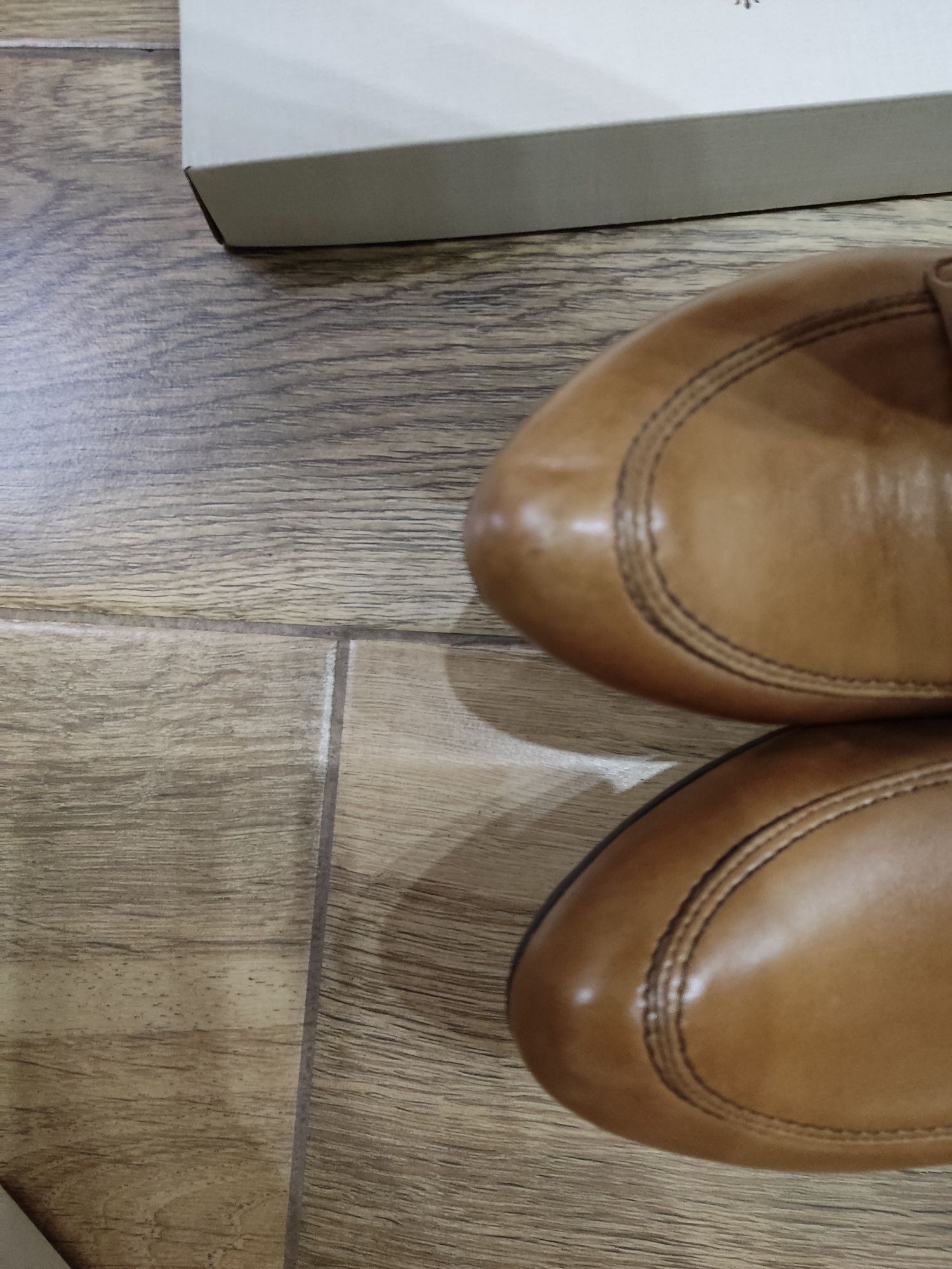 Buty półbuty pantofle Lasocki 40 41 skóra nowe bdb brąz camel