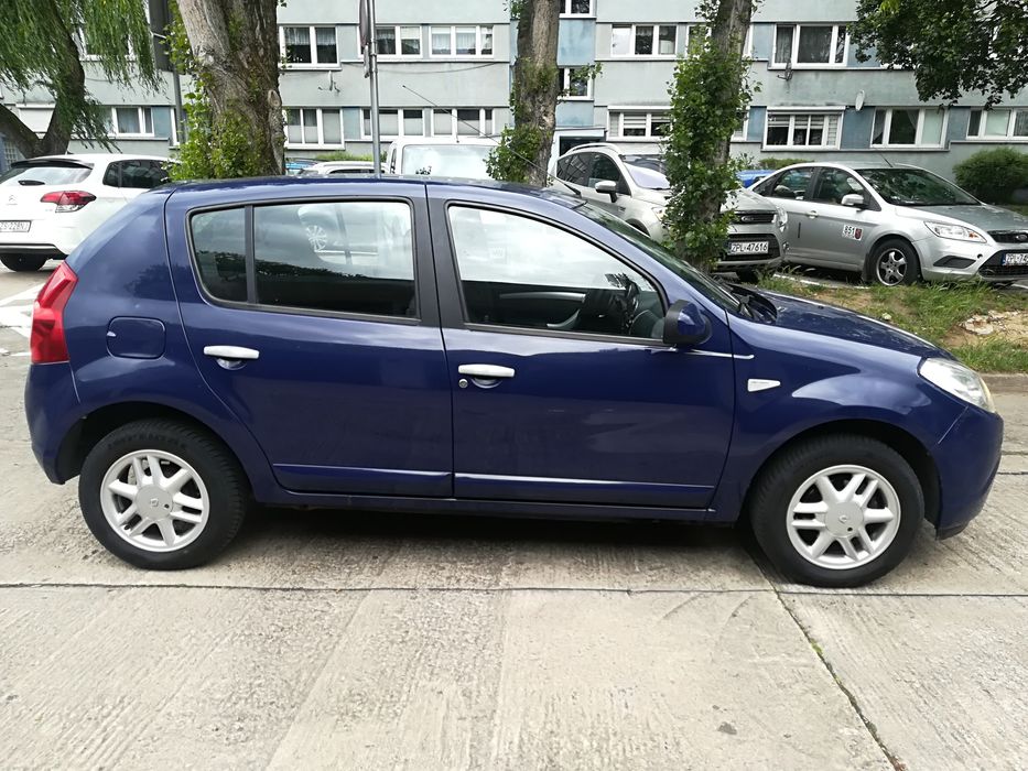 Dacia Sandero„Laurente"1.4 mpi z klima,,alufelgi.ładna.