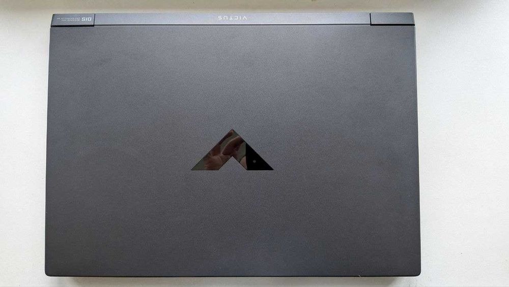 HP Victus 15 /Intel Core i5-12450H / 16 GB DDR4 / 512 GB SSD /GTX 1650