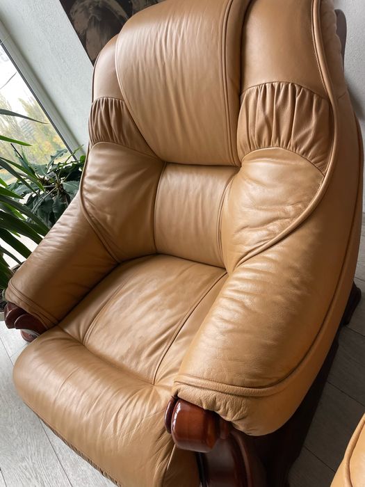 Шкіряний (кожаный) імпортний диван і 2 крісла .Стан 10 з 10