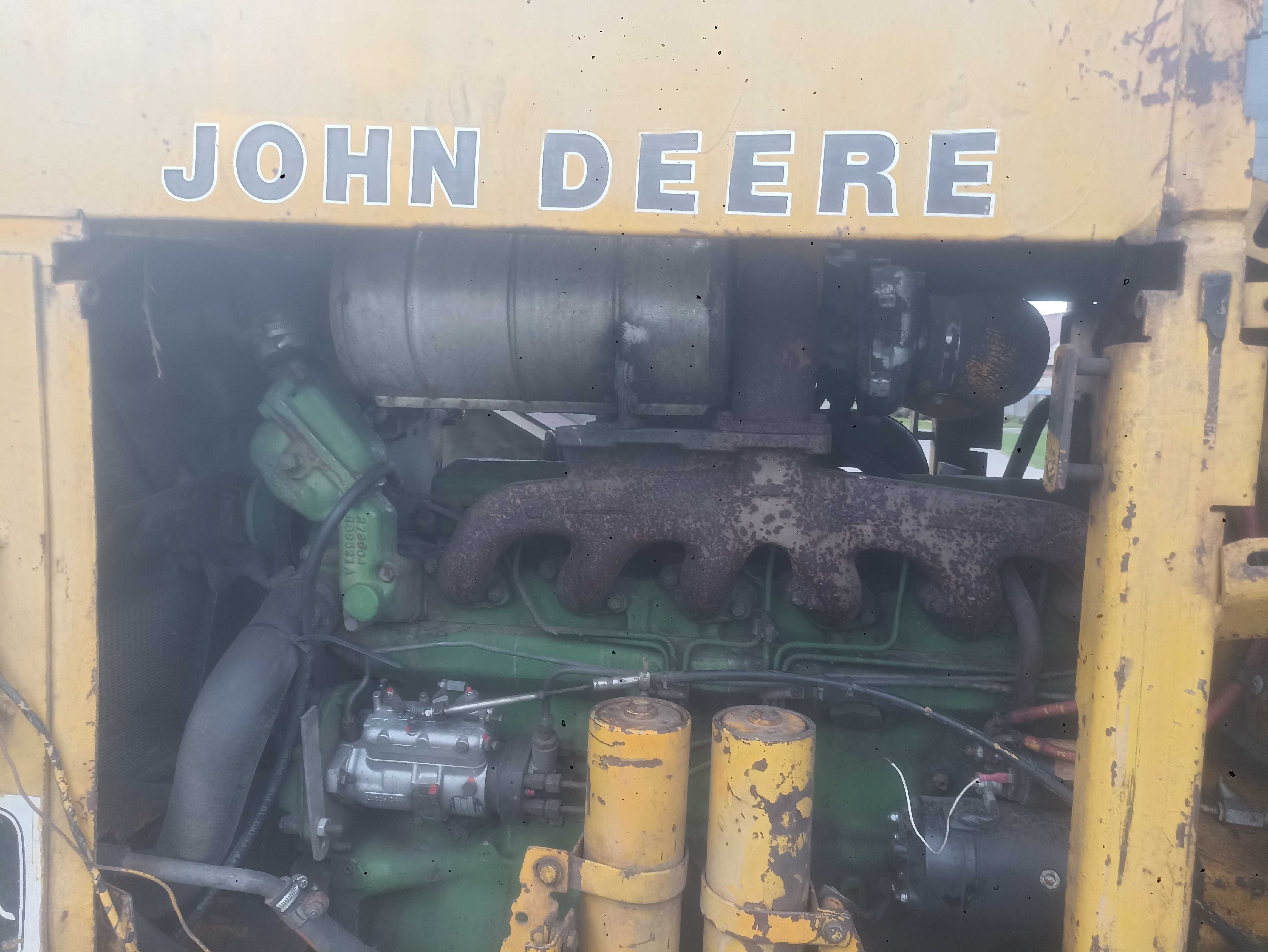 Ładowarka przegubowa John Deere 445