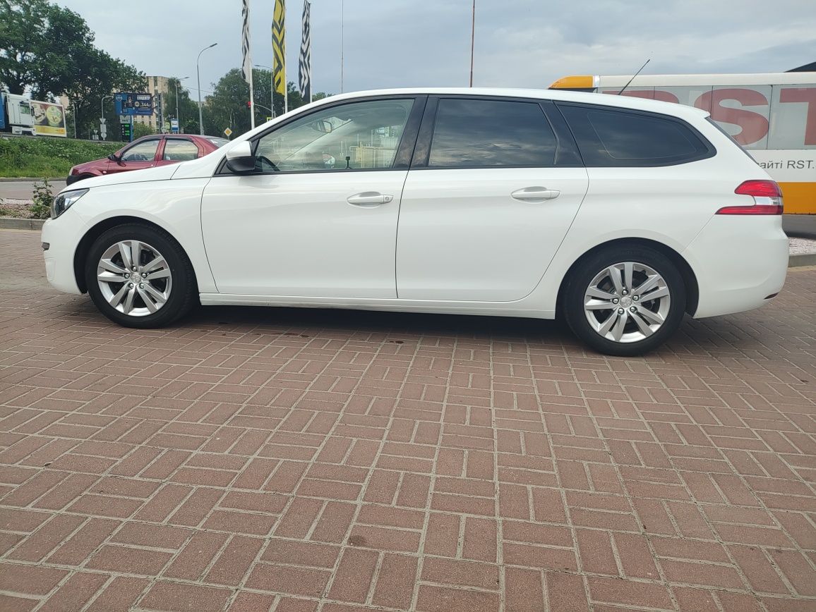 Продам Пежо 308 2016р PEUGEOT 308