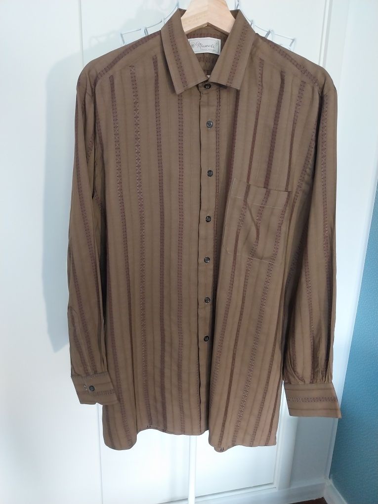 Camisa castanha | Vintage | masculina | Manoli, Tamanho 41 (etiqueta)