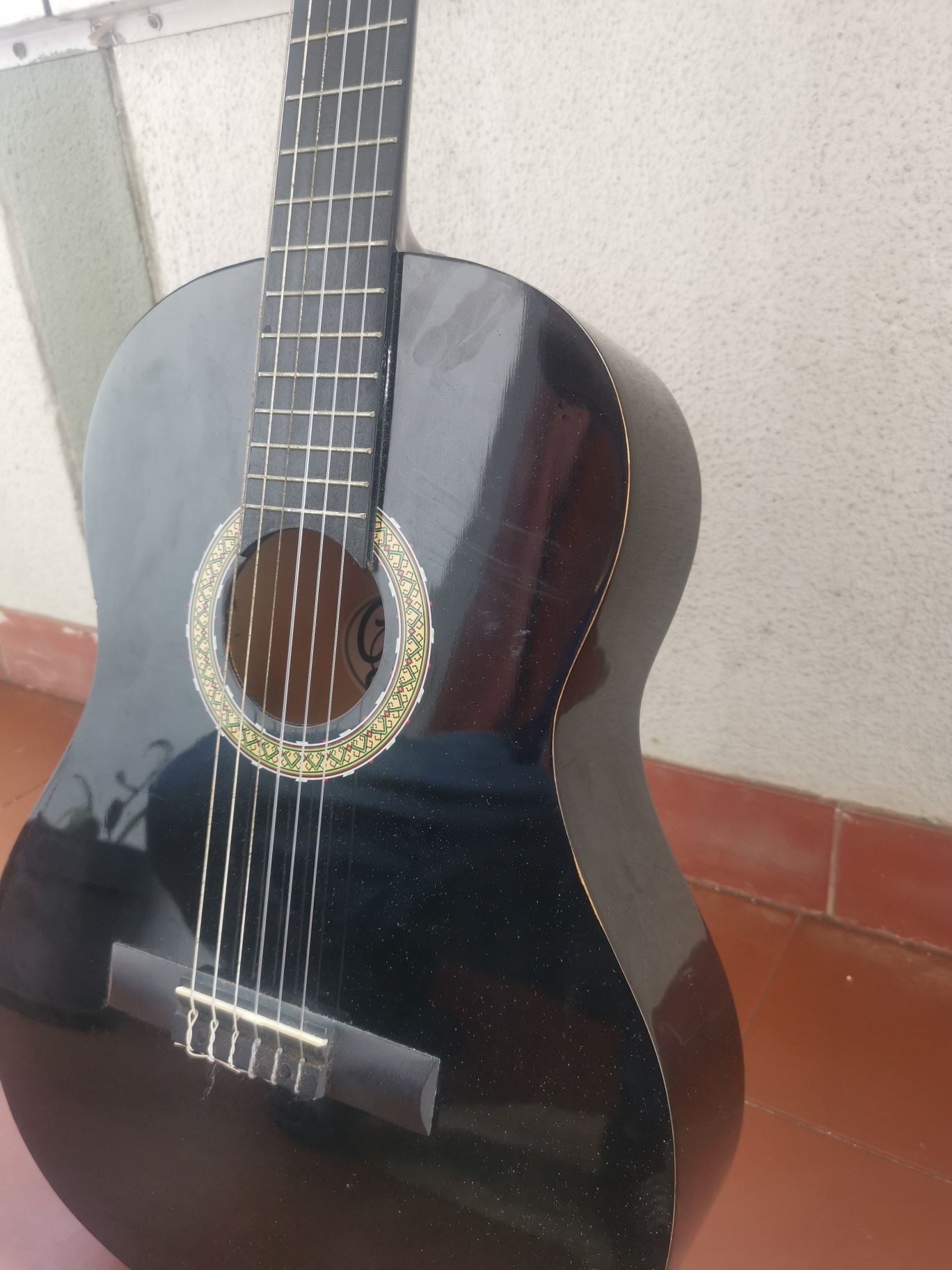 Venda de viola em bom estado