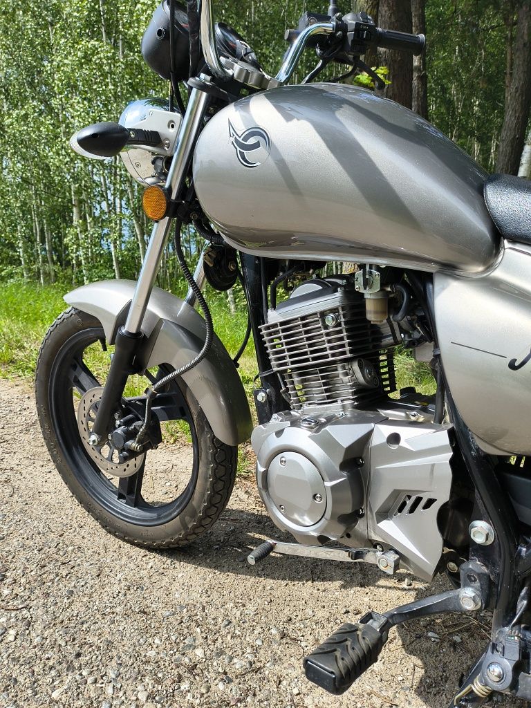Zipp Torros 125cc (junak , romet)