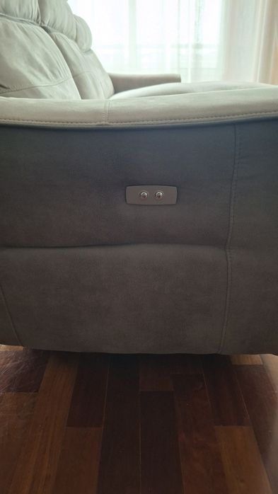 Sofa 3 lugares microfibra elétrico com chaise longue