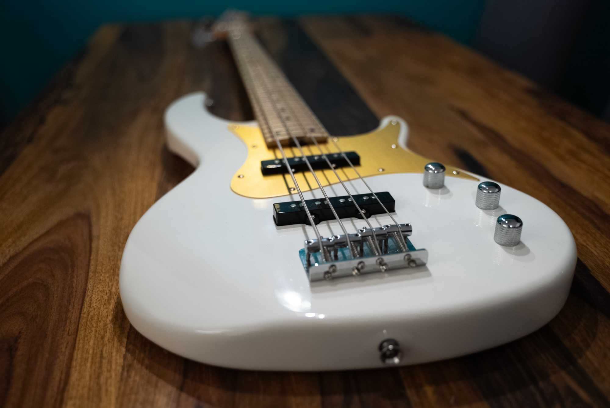 Gitara basowa BAS Aria Pro II RSB series