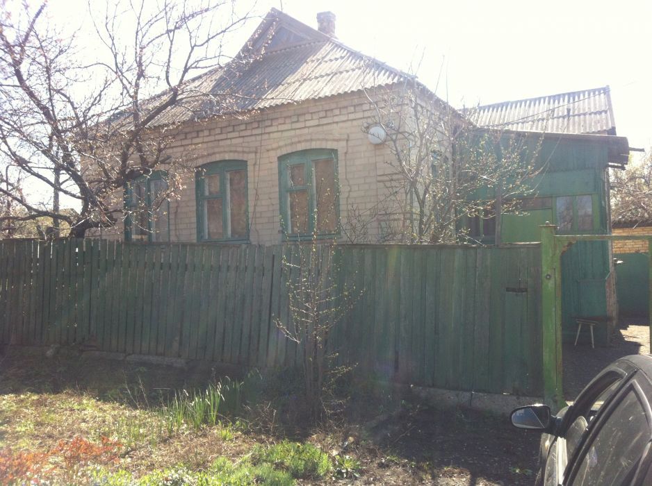 Сдам кирпичный  дом на  Яколевке. Газовое  и  пе