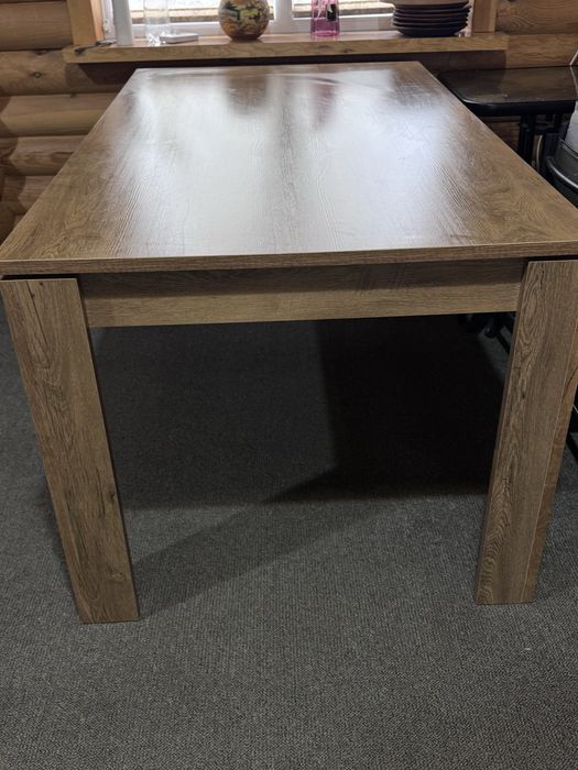 Стіл  темний дуб