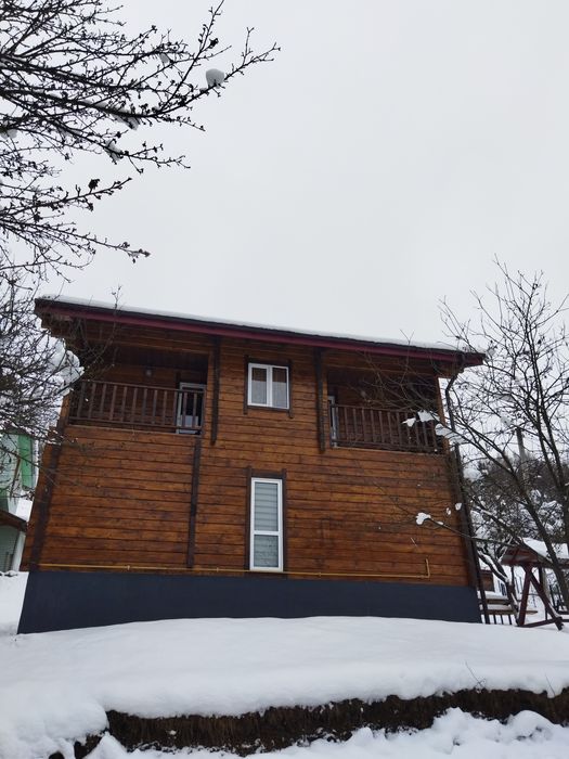 Відпочинок в Славську. Котедж над річкою