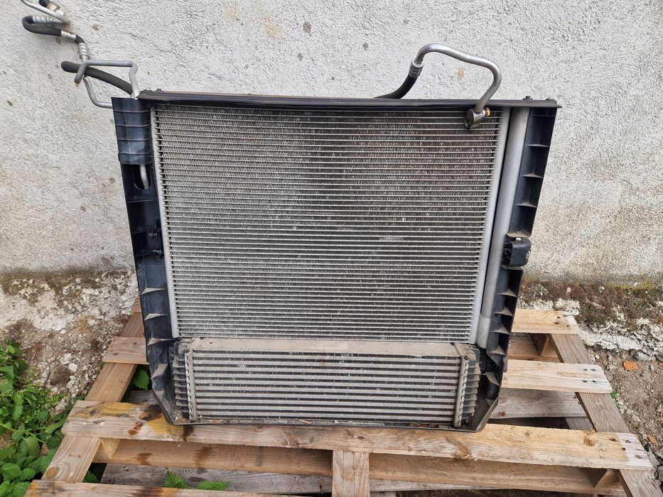 Komplet chłodnic Wentylator BMW X5 e70 3.0 T automat N55