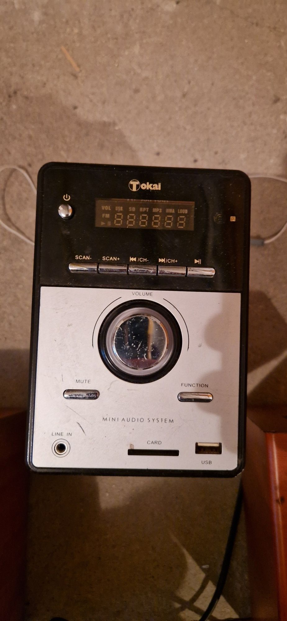 Tokai TM099KN Mini Audio System radio usb karta aux
