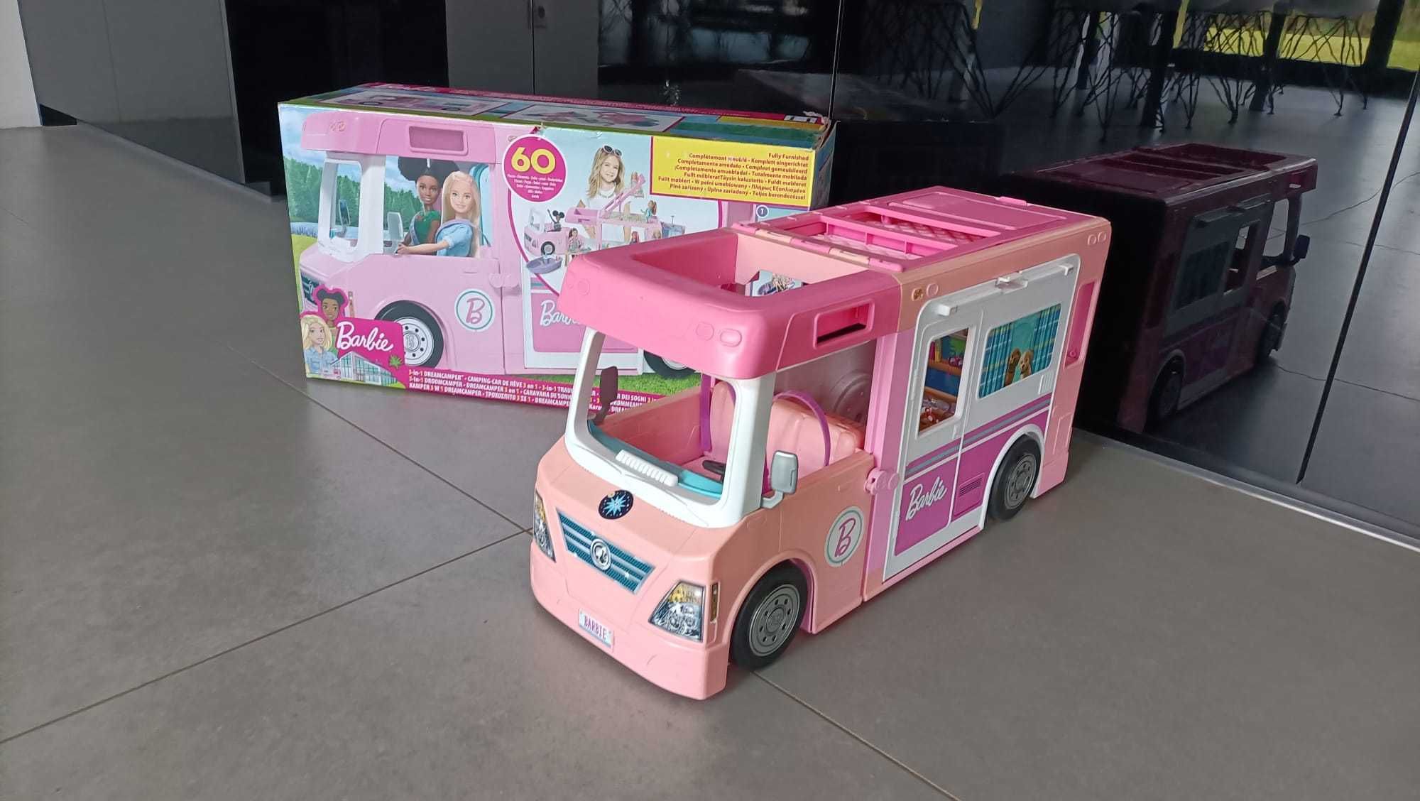 Kamper Barbie dla lalek.