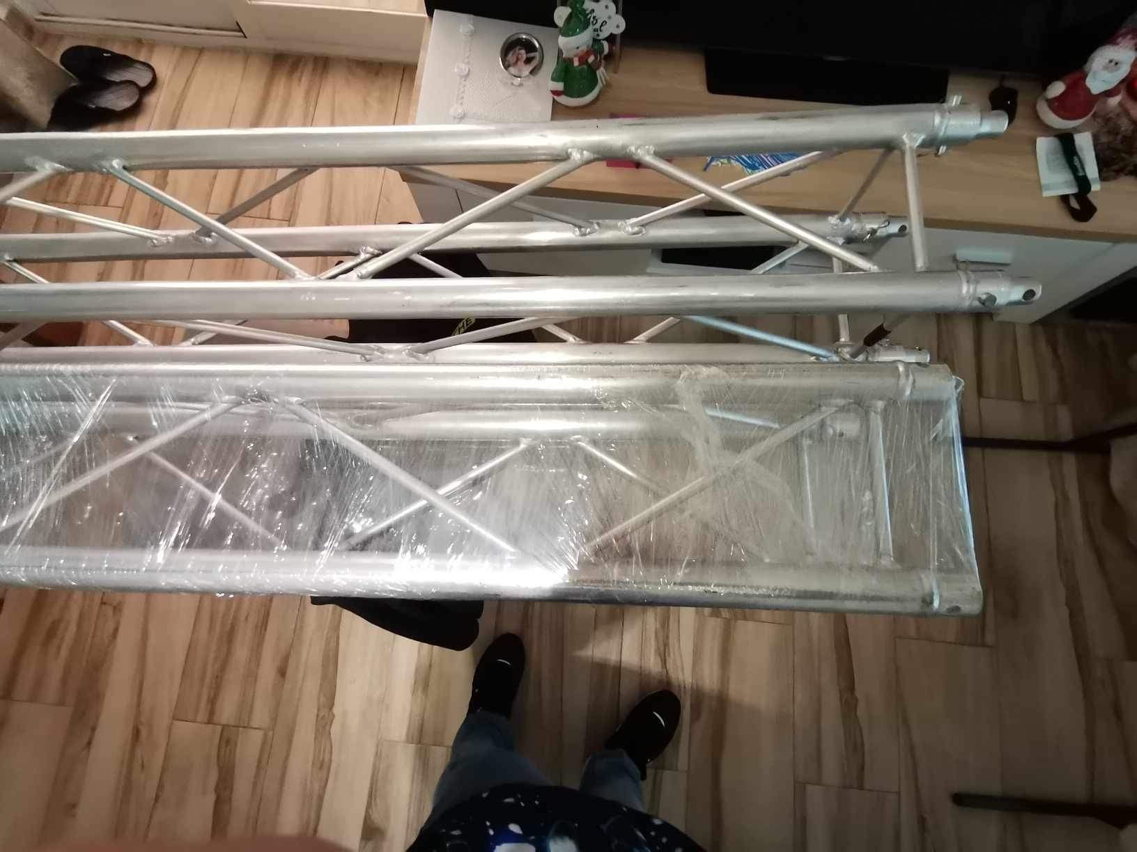 Vendo 2 Truss quadradas Alumínio