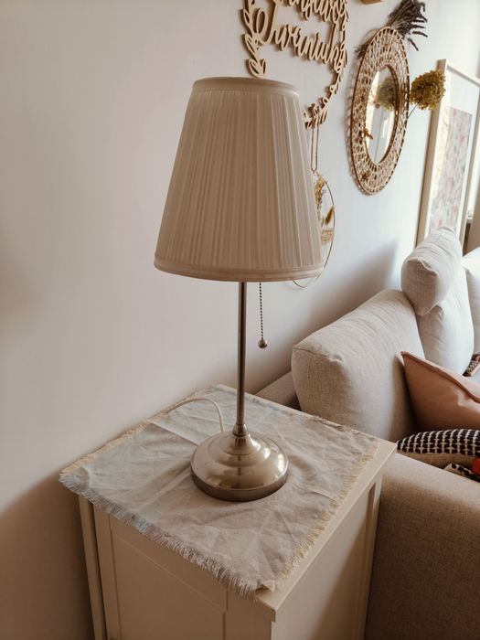 Lampa stołowa arstid ikea