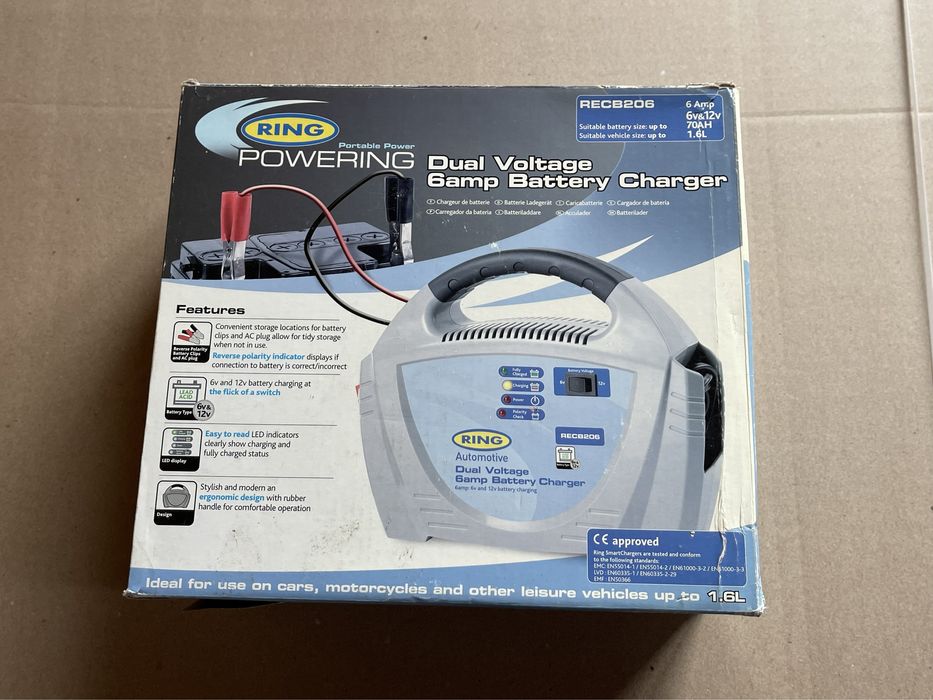 Зарядний автомобільний пристрій RING RECB206