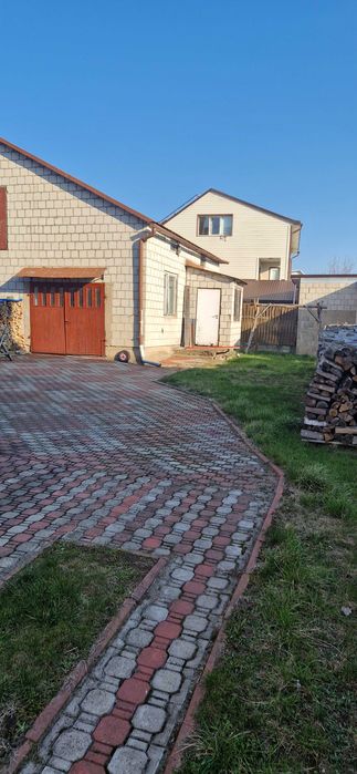 Do sprzedania dom połowa bliźniaka ok 110m   do remontu