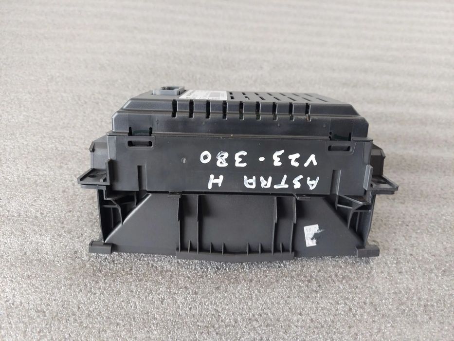 Display / ecrã de informações OPEL Astra H GTC (L08)