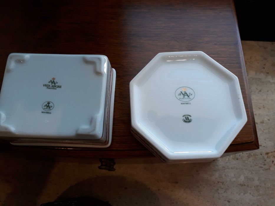 Dois guarda joias em porcelana "VISTA ALEGRE"