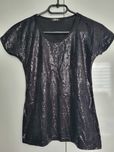 T-shirt z cekinami