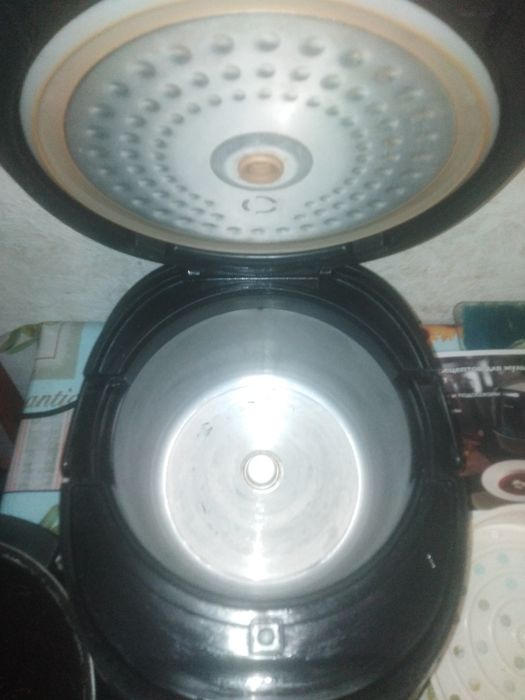 Мультиварка PHILIPS рабочая сенсорная