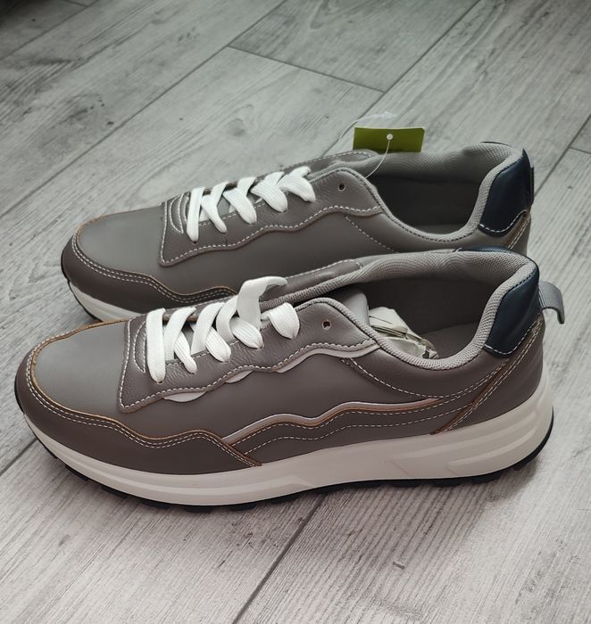 Nowe sneakersy Rarlon