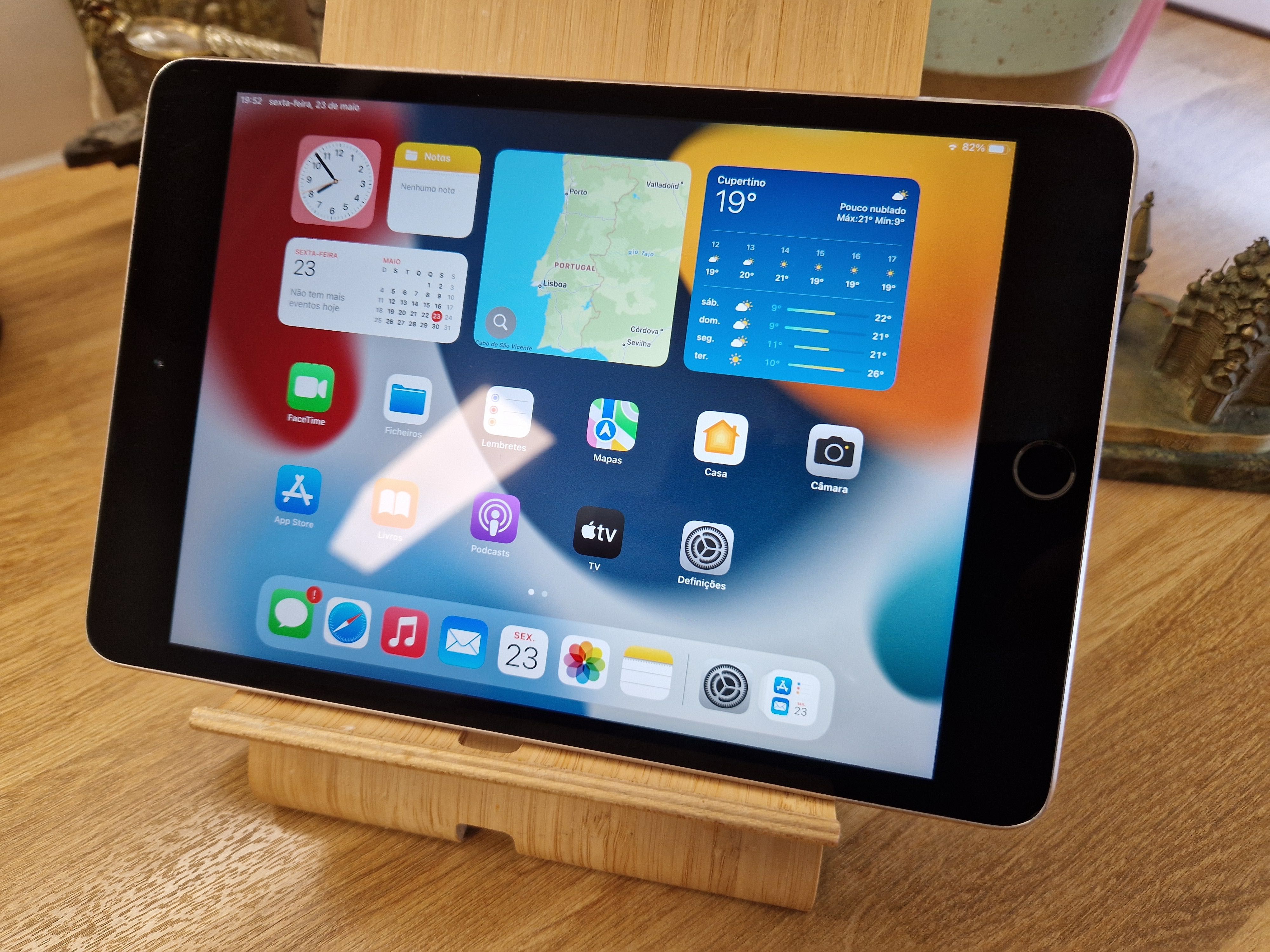 iPad Mini 4 16GB  Cinzento Sideral