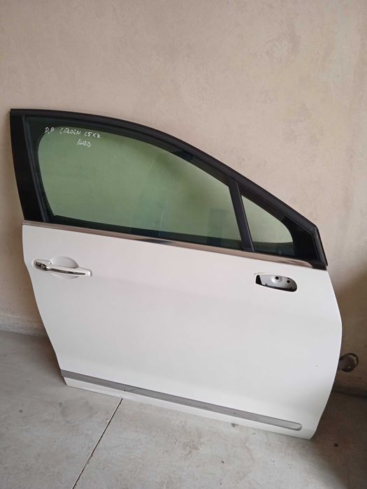 Drzwi przednie prawe Citroen C5 X7 08-15r KWED
