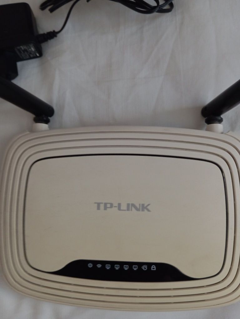 Продам беспроводной маршрутизатор TP Link,