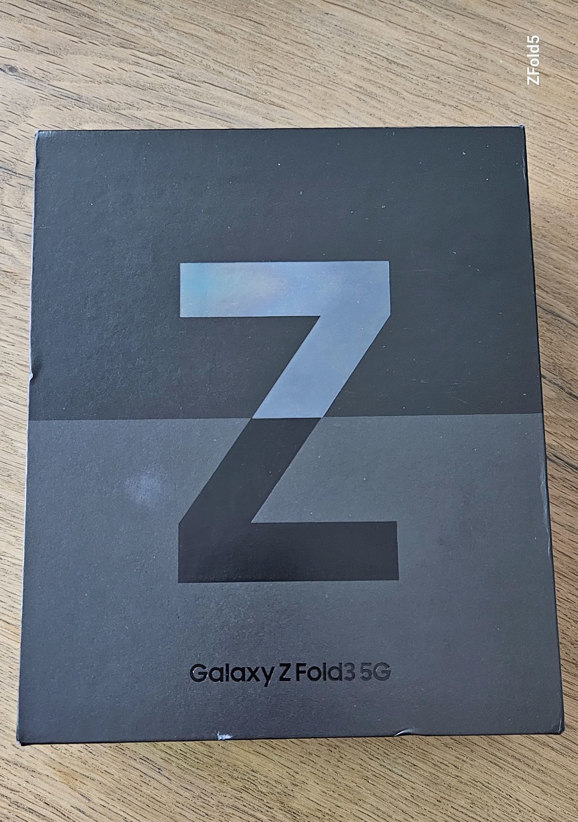 Samsung Galaxy Z Fold 3
Graygreen, 256 GB
Stan jak na zdjęciach