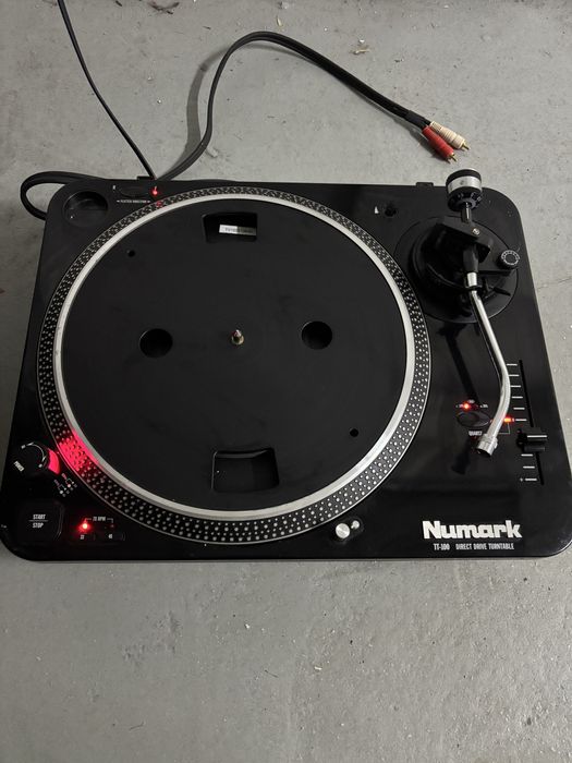Vendo gira discos Numark T-100 a funcionar