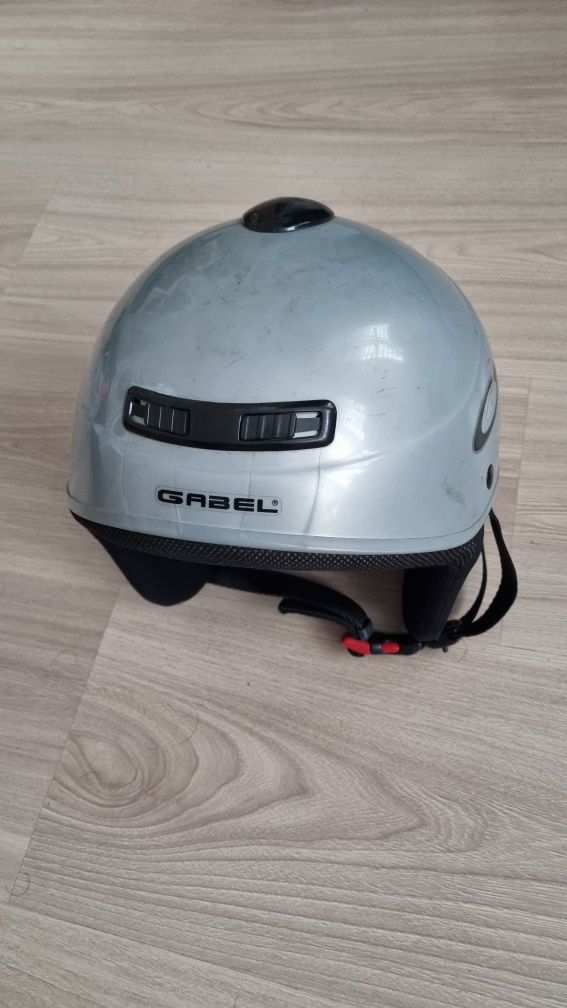 Sprzedam Kask narciarski