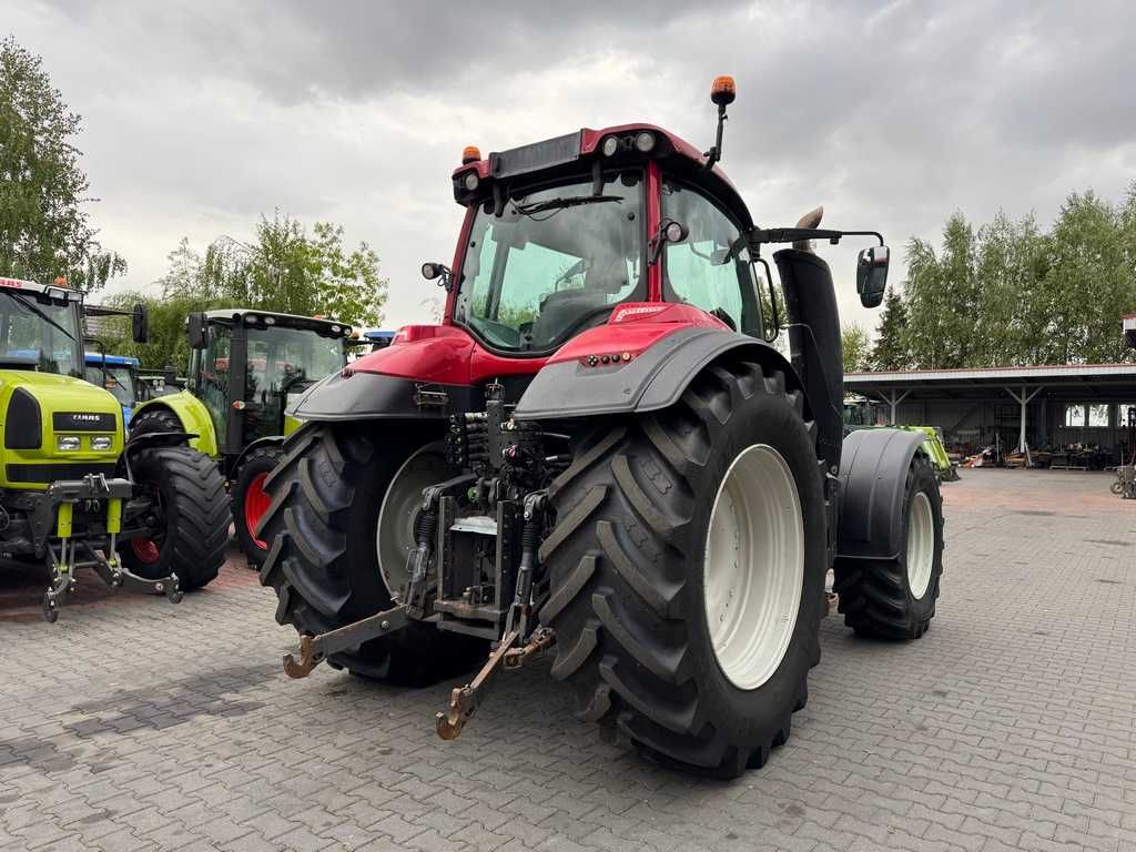 VALTRA T234 VERSU / Pneumatyka/ Biegi pełzające / Przedni TUZ /