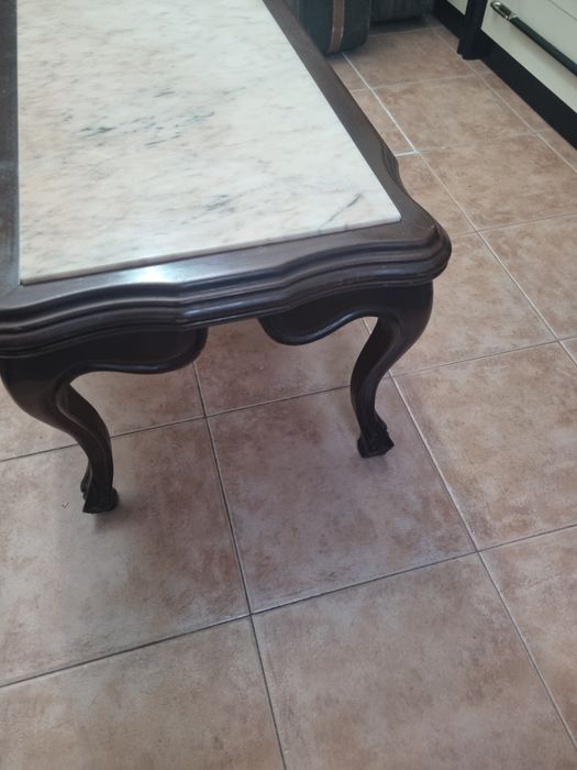 Mesa de sala com pedra mármore