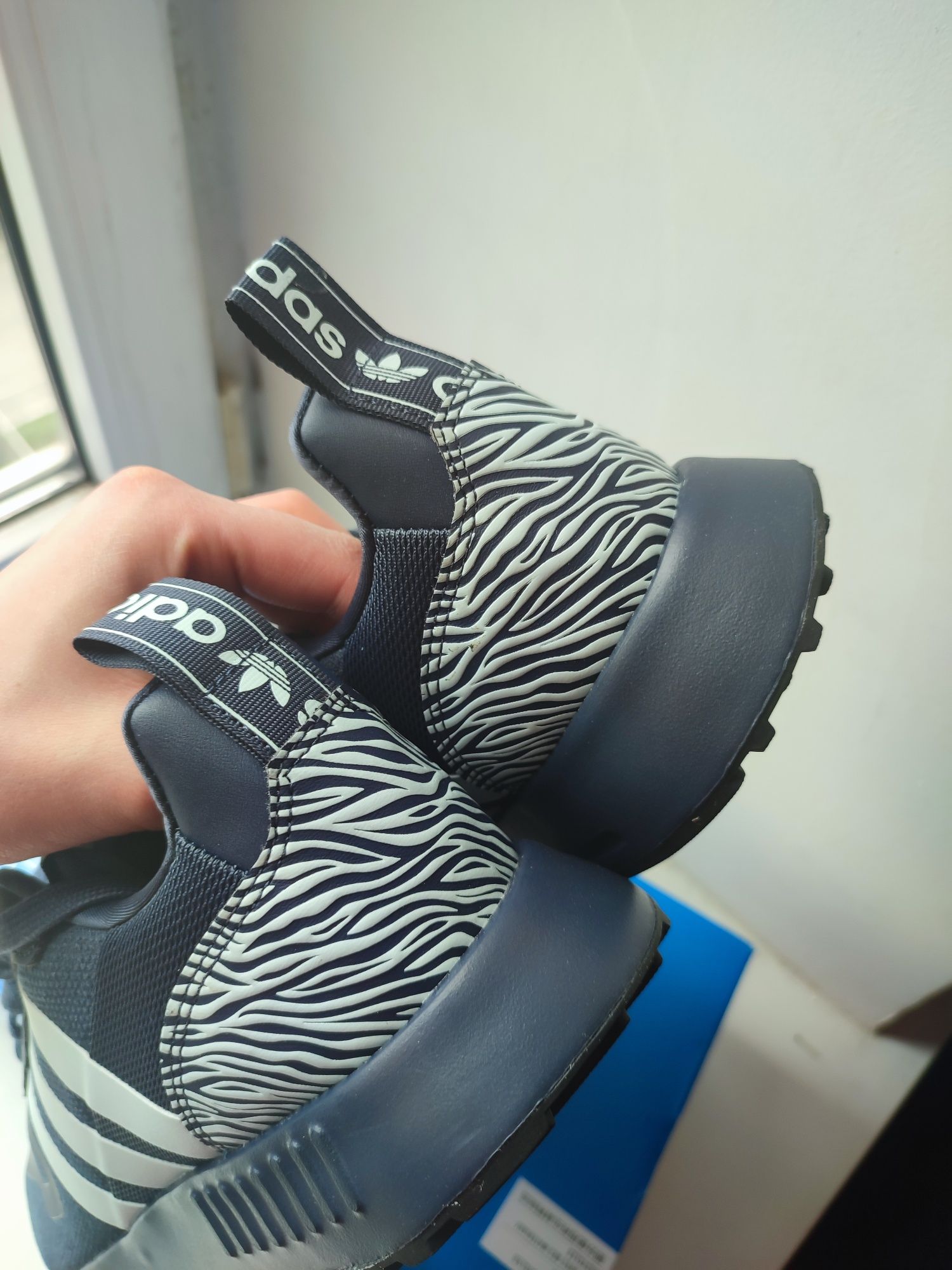 Кросівки кеди кроссовки адидас adidas 8,5 кеды