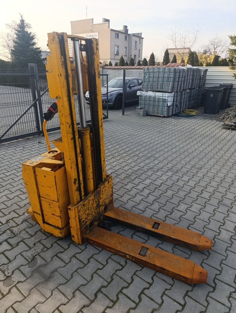 Podnośnik wózek paletowy elektryczny