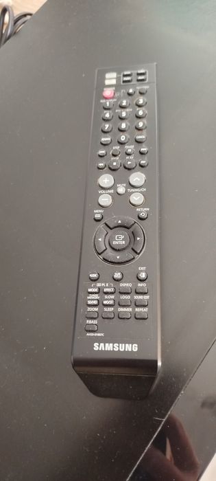 Sprzedam odtwarzacz DVD firmy Samsung.