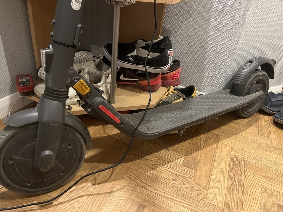 Ninebot e45 электросамокат