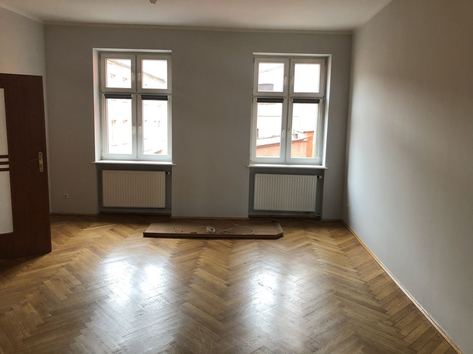 Mieszkanie w centrum Gniezna bez opłat administracyjno-spółdzielczych