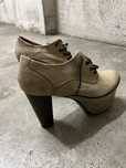 Sapatos de senhora em pele número  40  em bom estado