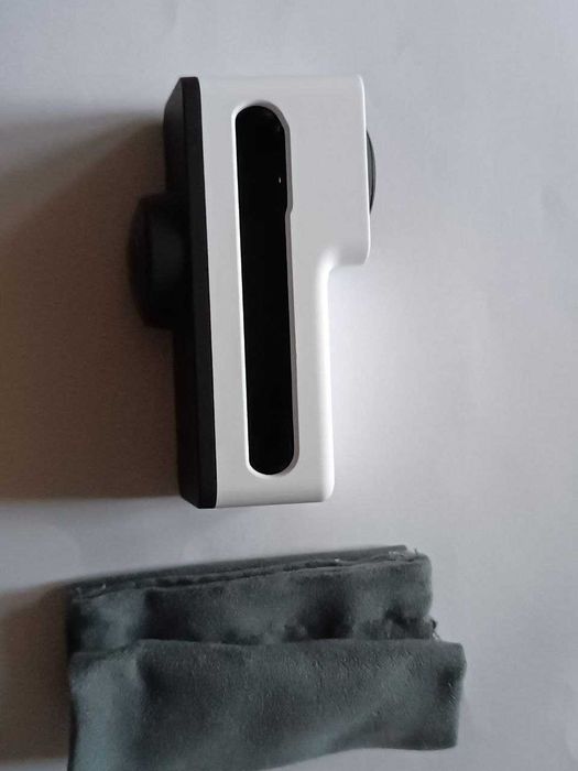 Камера Insta360 Panoclip AX для iPhone 7/8, 7/8 Plus і X