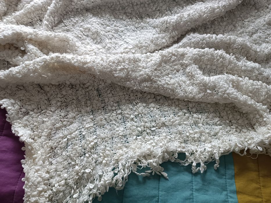 Ikea Ofelia kremowa narzuta koc pled boucle 170x130 zaraz homla h&m