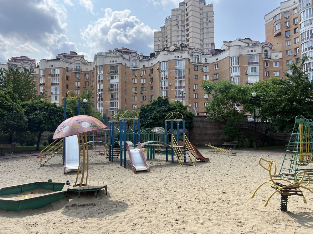 Продаж 3к Івасюка,8 ЖК ОАЗІС Оболонь
