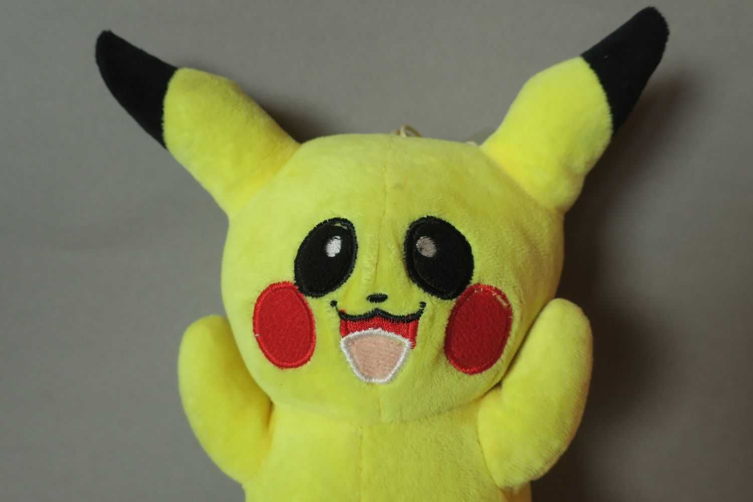 Maskotka Pikachu Pokemon 25 cm