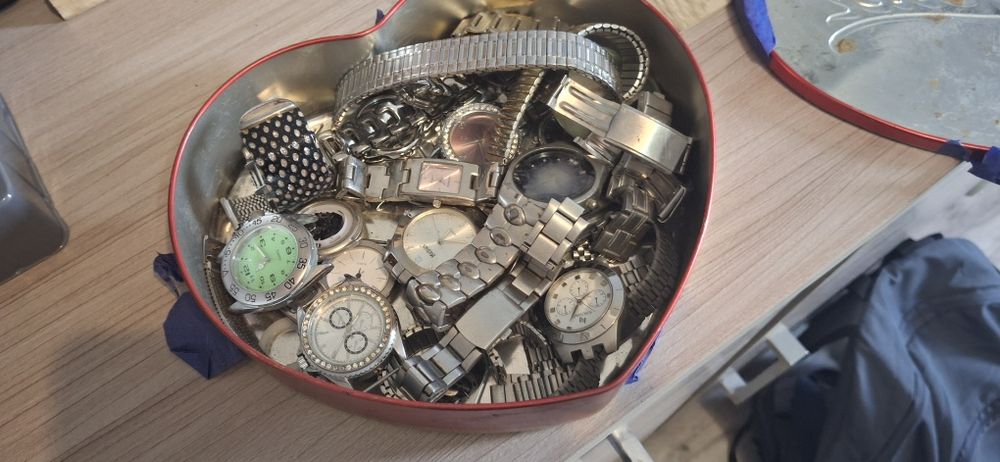 Miks mix zegarków różnych komplet