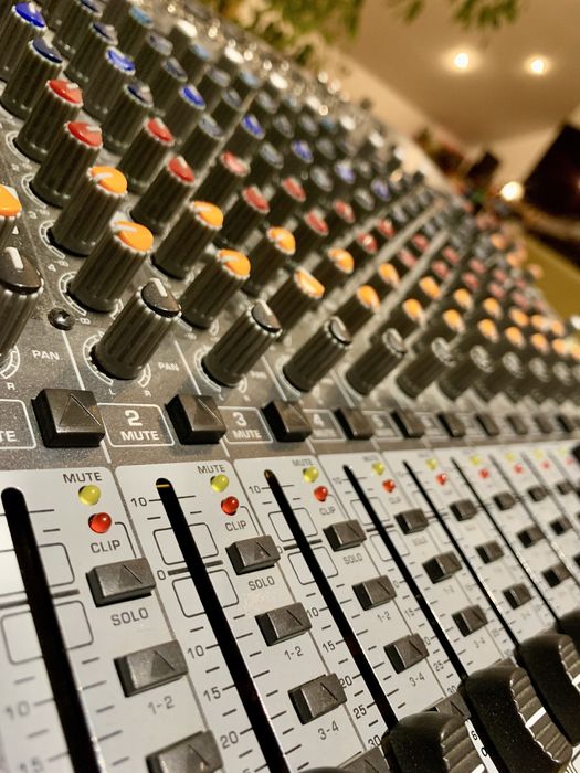 Mikser Behringer Xenyx X2442USB mixer analogowy